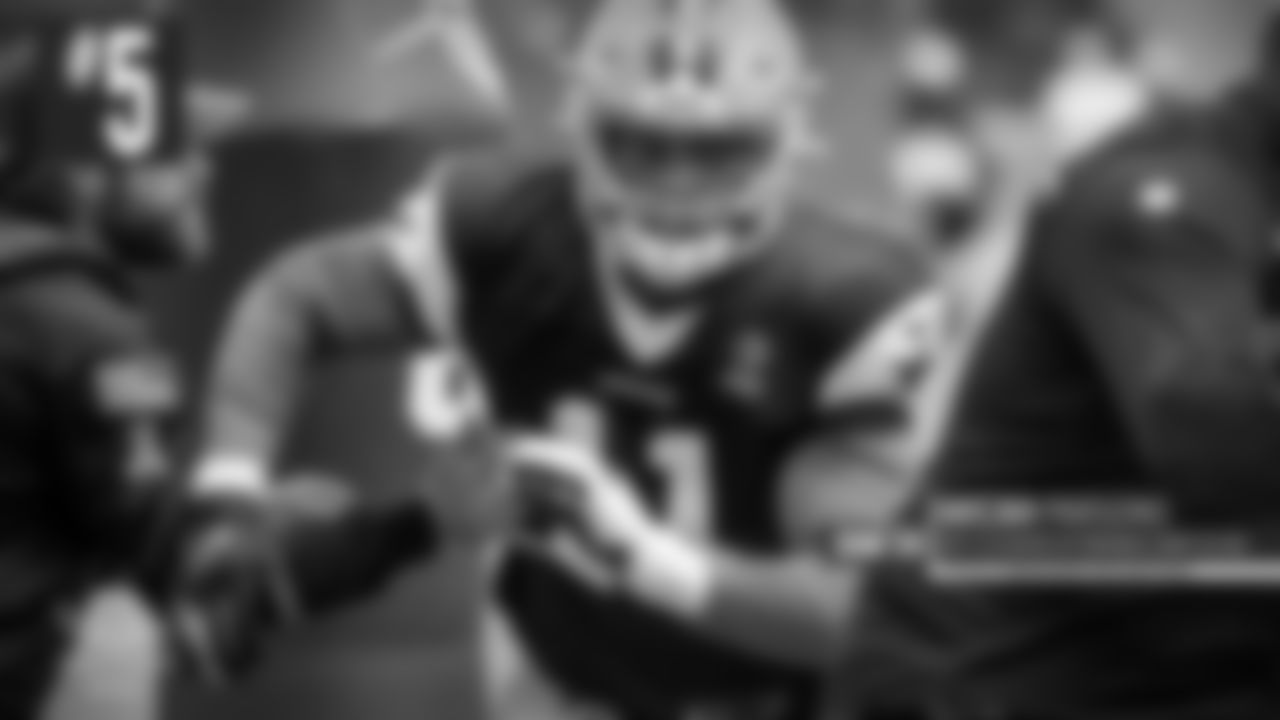 5. Micah Parsons – The rookie just continues to impress. The coaching staff isn't holding back with their No. 12 overall pick, and he keeps delivering. Parsons has made plays as a pass rusher, he has nabbed interceptions in coverage. His arrow is trending upward in a big way.