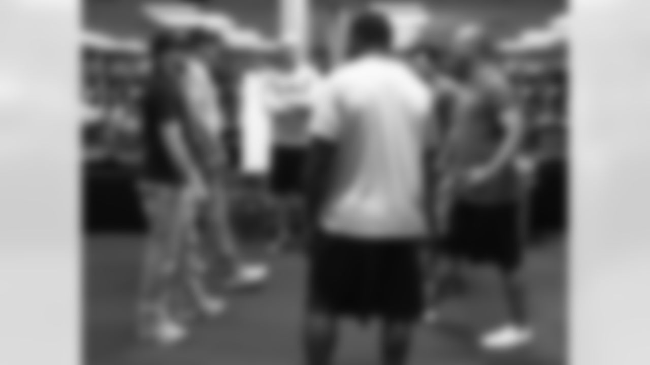 tempJasonAldean_050713_006.jpg