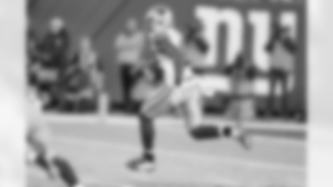 church_int_20141123_dal_nyg_quickies193.jpg