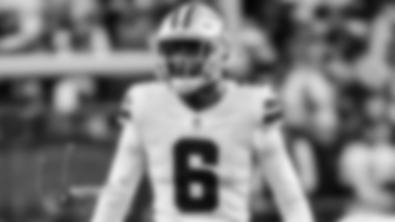 Wilson To IR
The Cowboys have placed safety Donovan Wilson on Reserve/Injured with a chest/shoulder injury he sustained last Sunday against the Chiefs.
According to NFL rules, Wilson will be on IR for a minimum of three weeks.
This is Wilson's second trip to IR this season. He missed four games in September and October with a groin injury.
The third-year veteran has appeared in five games, posting 18 tackles and a pass breakup.
-Rob Phillips (11/24)
