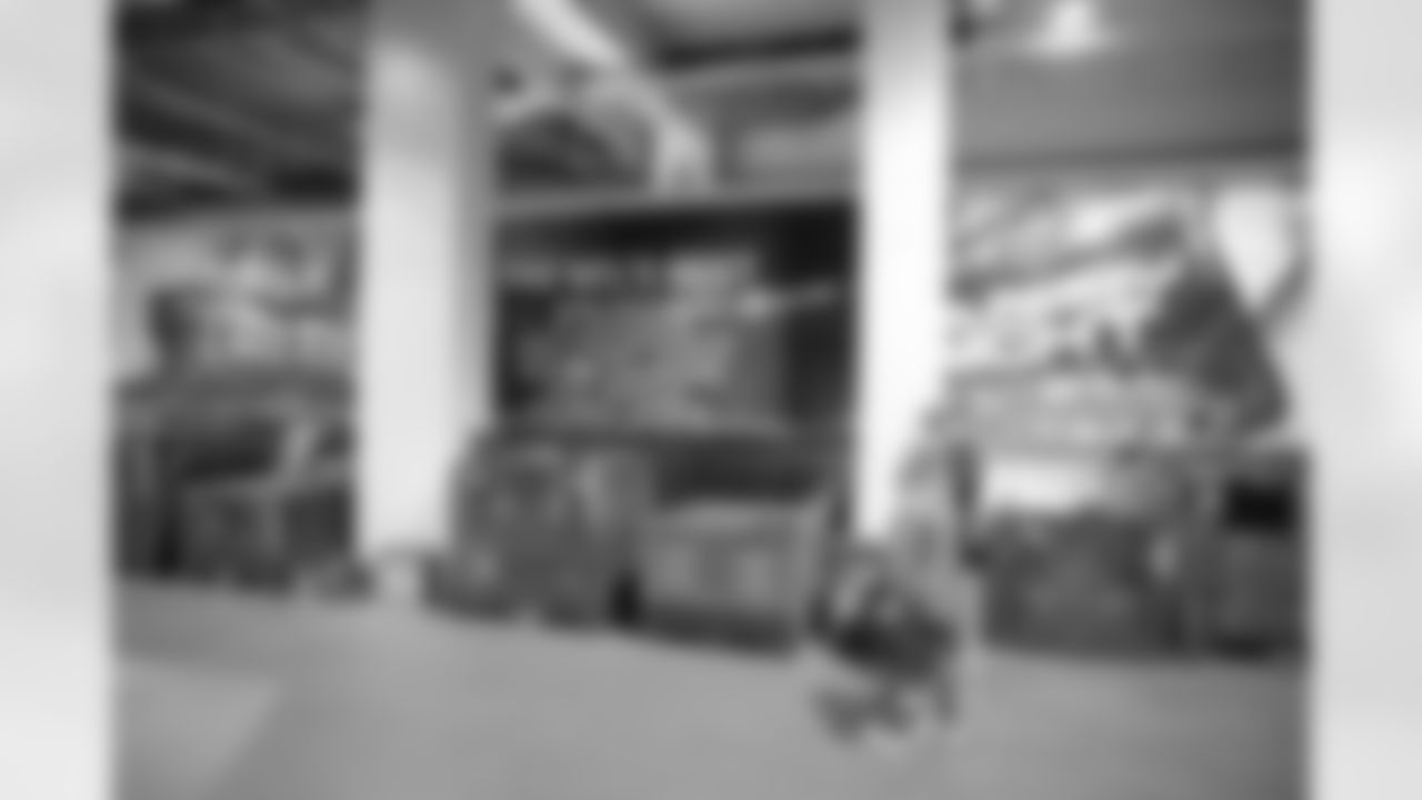 20151004_dal_pregame_quickies015.jpg