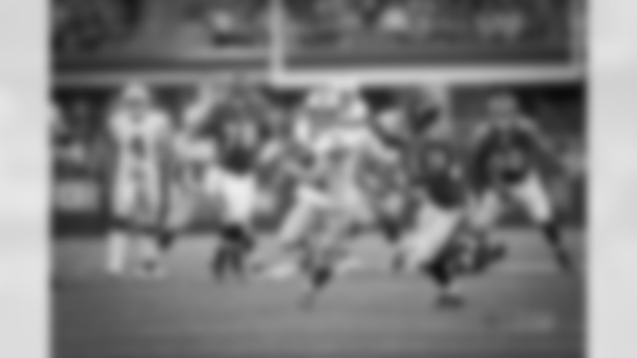 20161120_bal_dal_quickies258.jpg