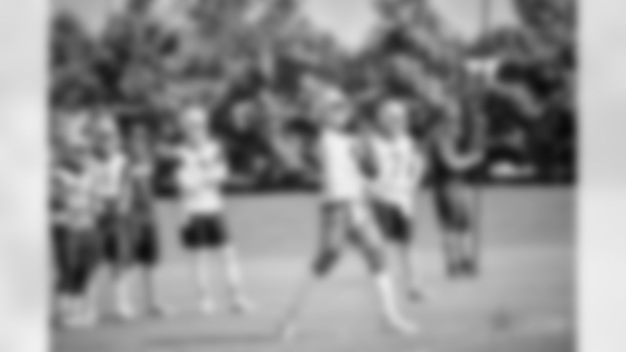 20180605_otas_dak_prescott_selects_jj_98283.jpg