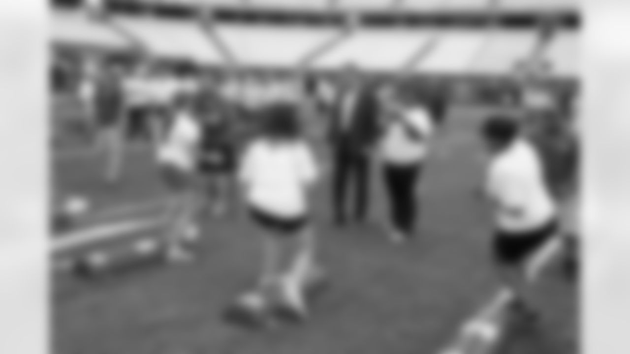 temp20140816_DAL_Moms_Safety_Clinic_quickies100.jpg