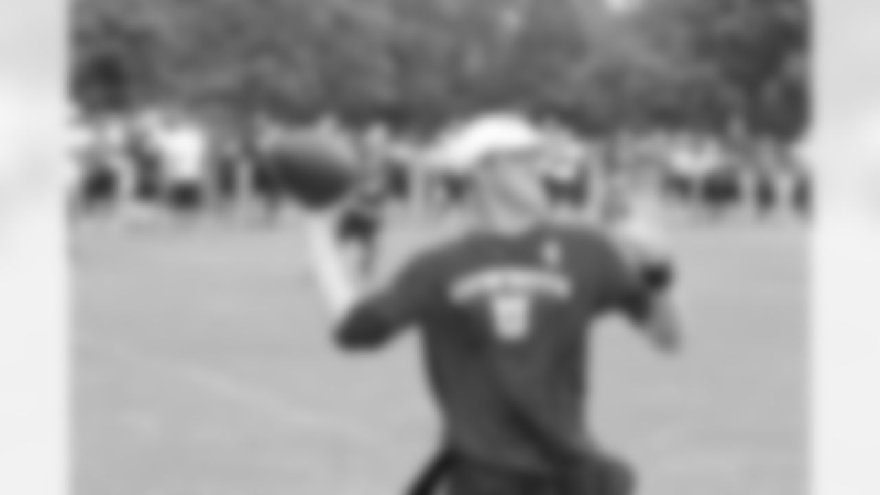 temp20140612_DAL_CowboysU_quickies165.jpg