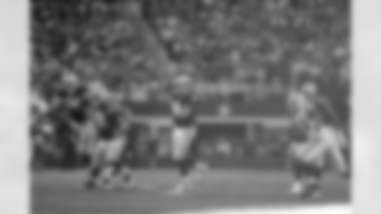 temp20131128_OAK_DAL_quickies105.jpg