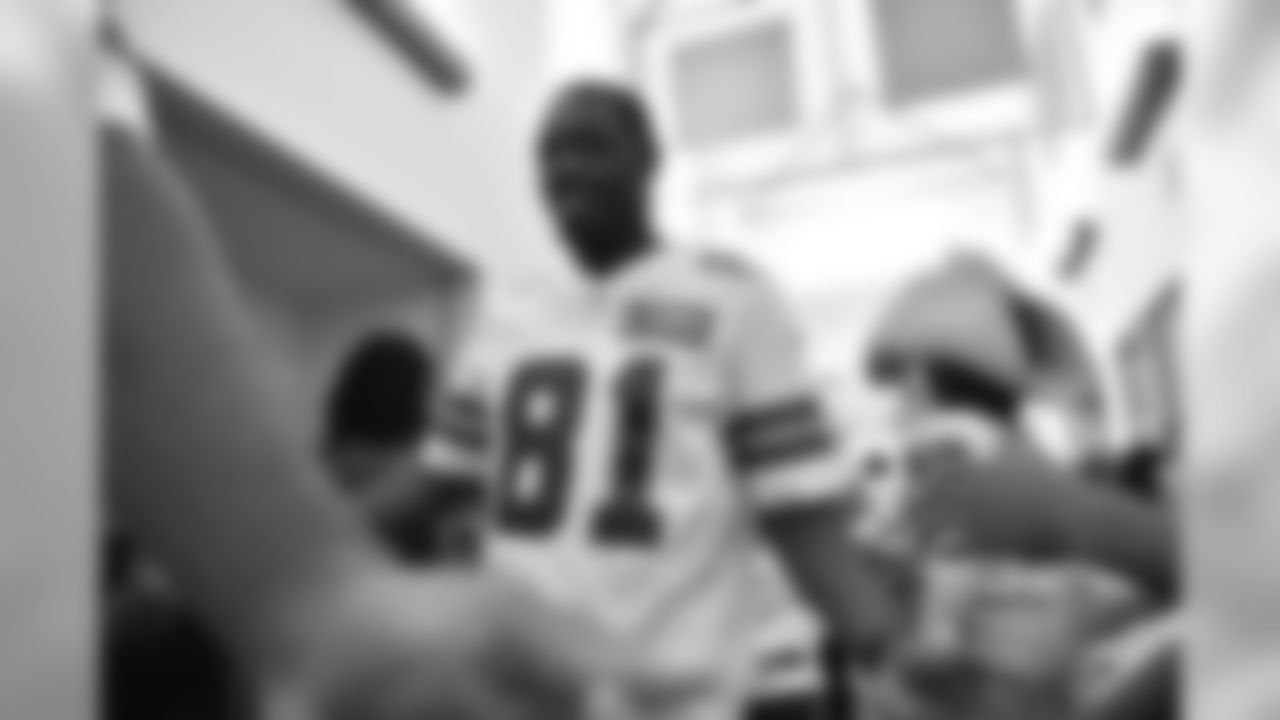 20160919_nfl_play_60_selects_jj0167.jpg
