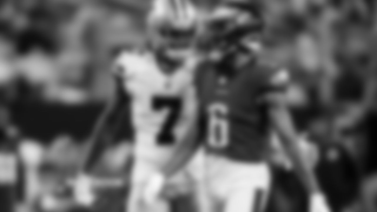 Wall-to-Walls Coverage
No cornerback in the NFL is playing as well as Trevon Diggs right now. The second-year pro from Alabama leads the league in pass breakups with six and his three interceptions are tied for first as well.
Three picks in the first three games of the season? You'd have to go back to 1985 to find when Everson Walls opened that season with three straight games of picks. That year, Walls finished the season with a league-leading nine picks.
Since then, the Cowboys have never had a player finish a year with more than six, and the last time that occurred was 2007 with Anthony Henry.
More than just the picks, Diggs is showing to be a shut-down corner who can travel with opposing No. 1 receivers. So far this year, we've seen him follow Tampa Bay's Mike Evans, LA's Keenan Allen and at times he chased around Philly rookie DeVonta Smith.
— Nick Eatman (9/29)