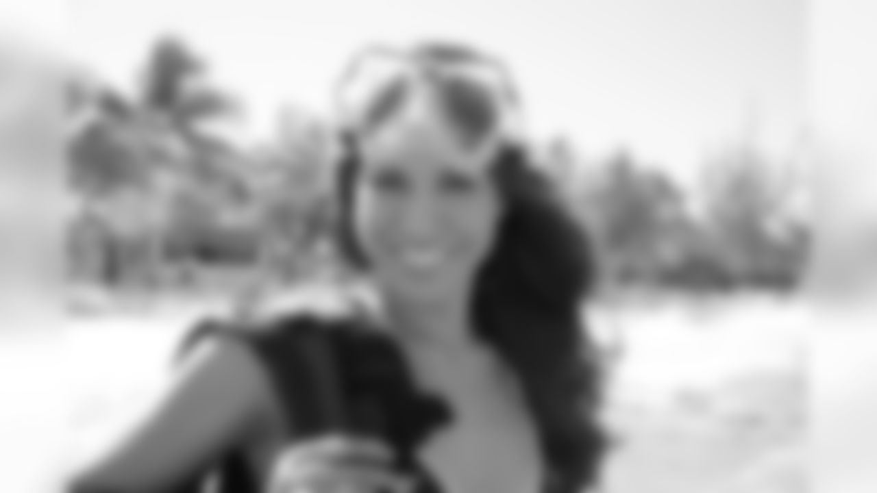tempDCC_CalendarShoot_Scuba_025.jpg