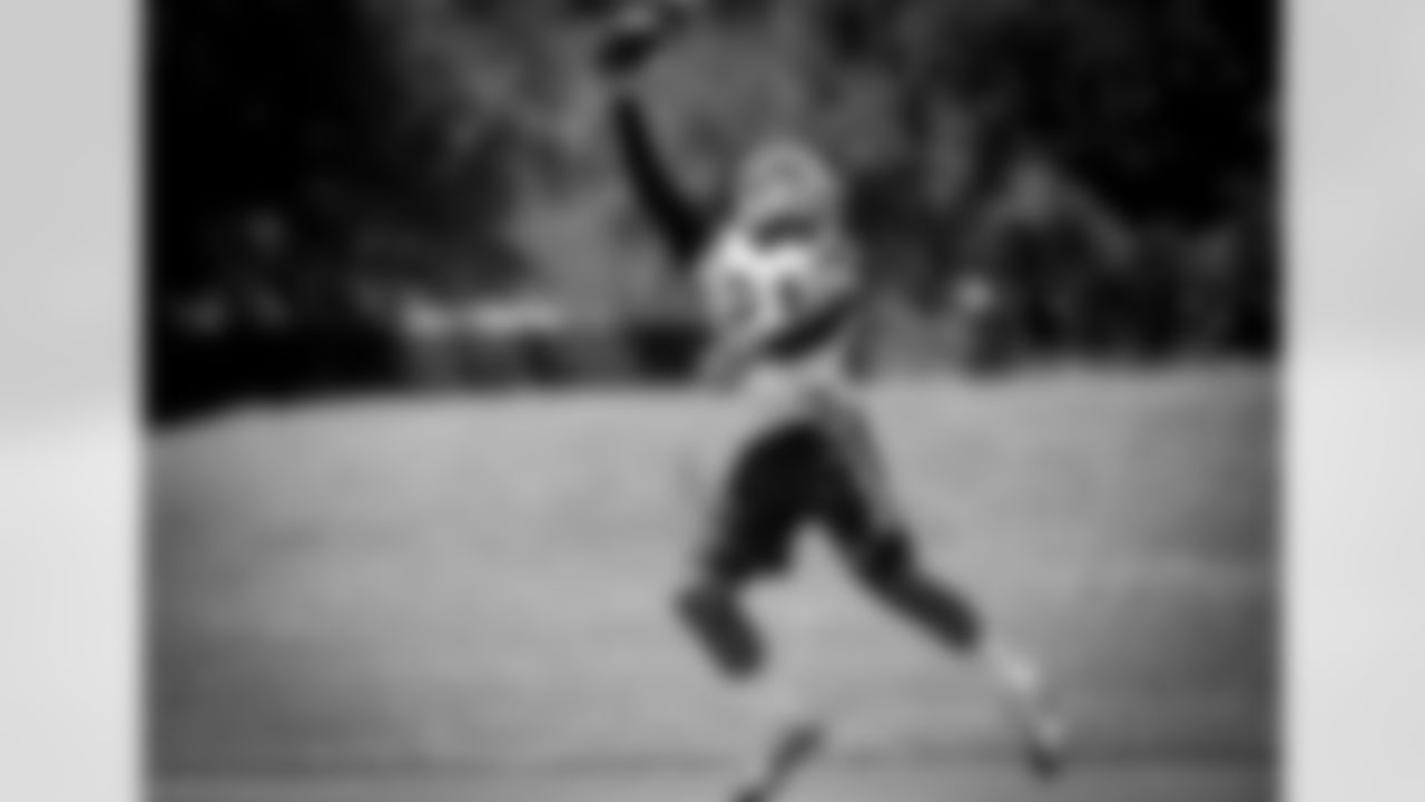 2016_rookie_mini_camp_friday_jj0464_0.jpg