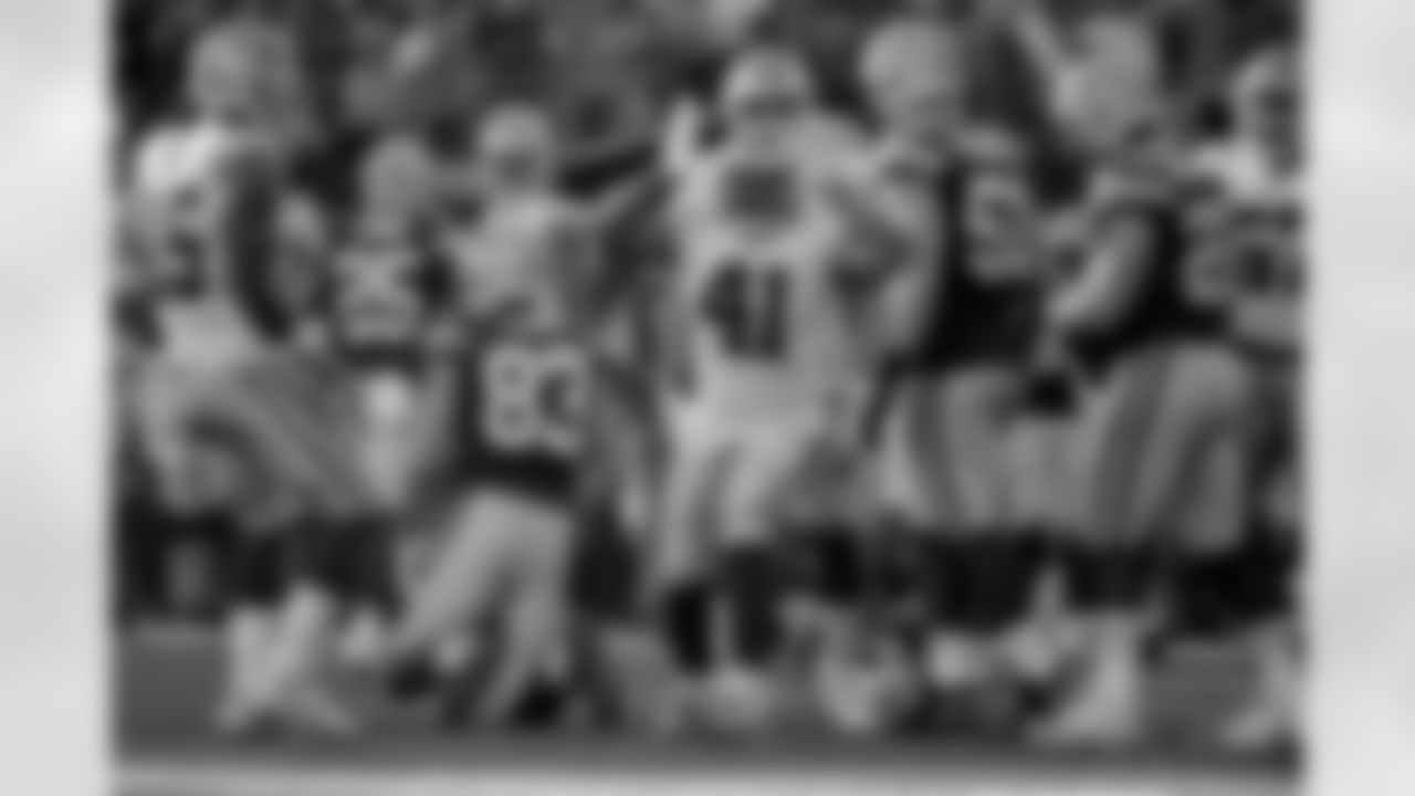 st-20171008_dal_keith_smith_selects_jj48629.jpg