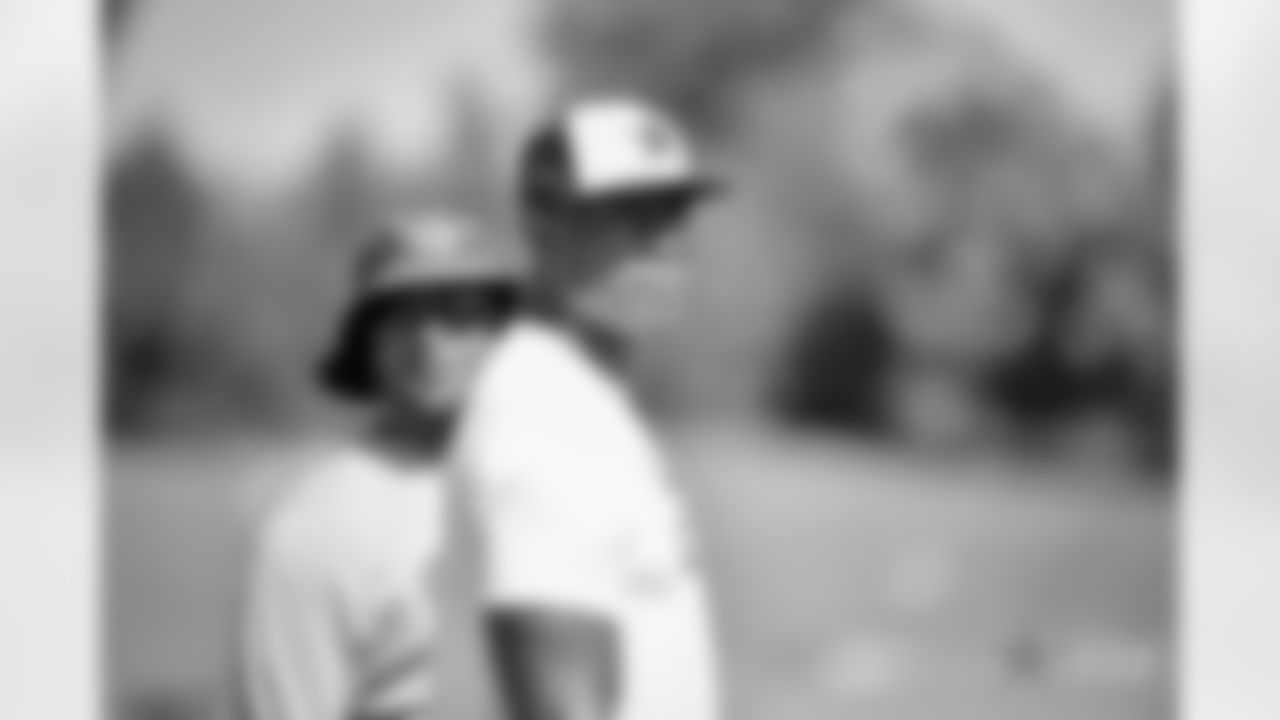 20180605_otas_demarcus_lawrence_selects_jj_98312.jpg