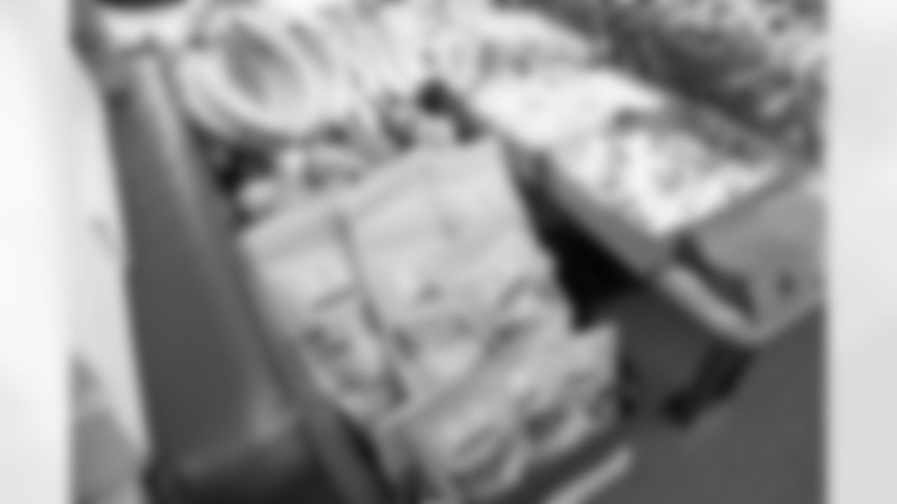 temp20140806_DAL_train_quickies16.jpg