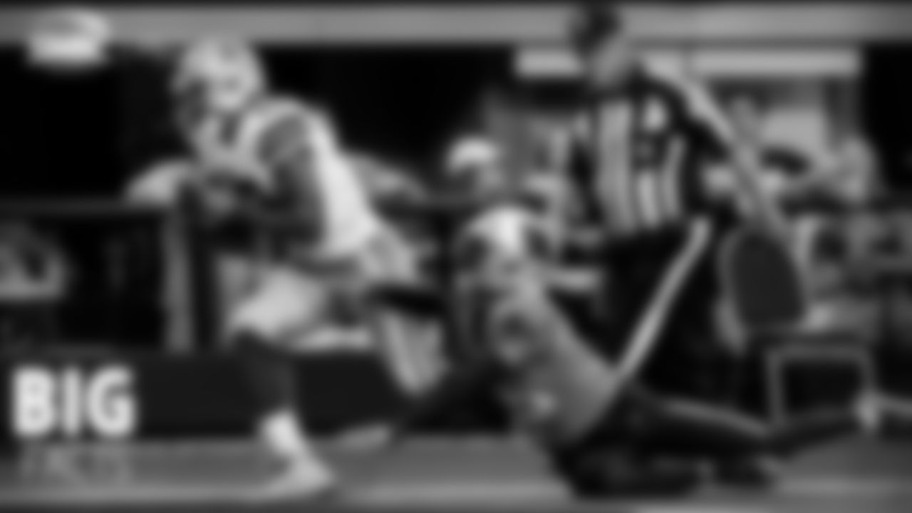 The Men to beat Man
According to PFF, Amari Cooper and Dalton Shultz are top 10 receivers in the NFL against man coverage. Both pass catchers are top two at their position for receiving touchdowns, but it's their consistency against man coverage that has been their calling card this season. Schultz ranks first among tight ends with a 91.9 receiving grade and Cooper is 9th in receivers with at least five targets with an 85.0 grade.