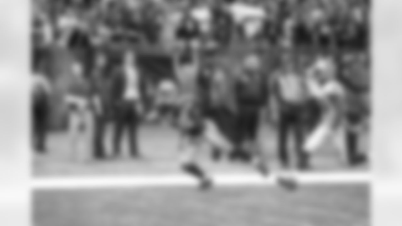 20151004_dal_no_quickies215.jpg