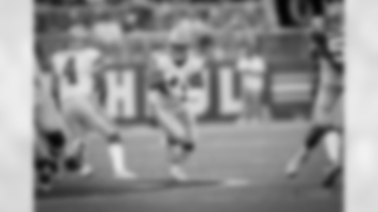 20161002_dal_ezekiel_elliott05.jpg