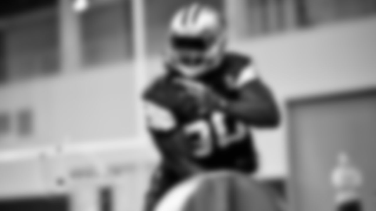 Lawrence Returns To Practice

Defensive end DeMarcus Lawrence (injured reserve; foot) has started his 21-day practice window, taking part in Wednesday's light practice.

The Cowboys can activate Lawrence from the IR/designated to return list at any time over the next 21 days. Lawrence could be back in the lineup as early as next Thursday's game against the Saints, assuming he has a productive stretch of practices.

-Rob Phillips (11/24)