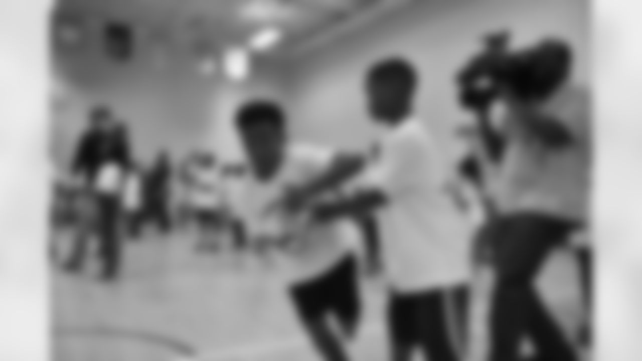 20160919_nfl_play_60_selects_jj0194.jpg