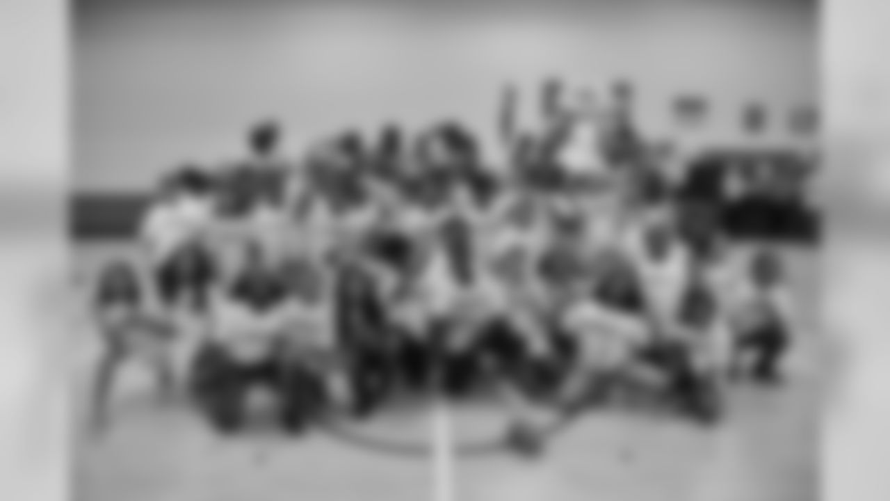 20160919_nfl_play_60_selects_jj0204.jpg