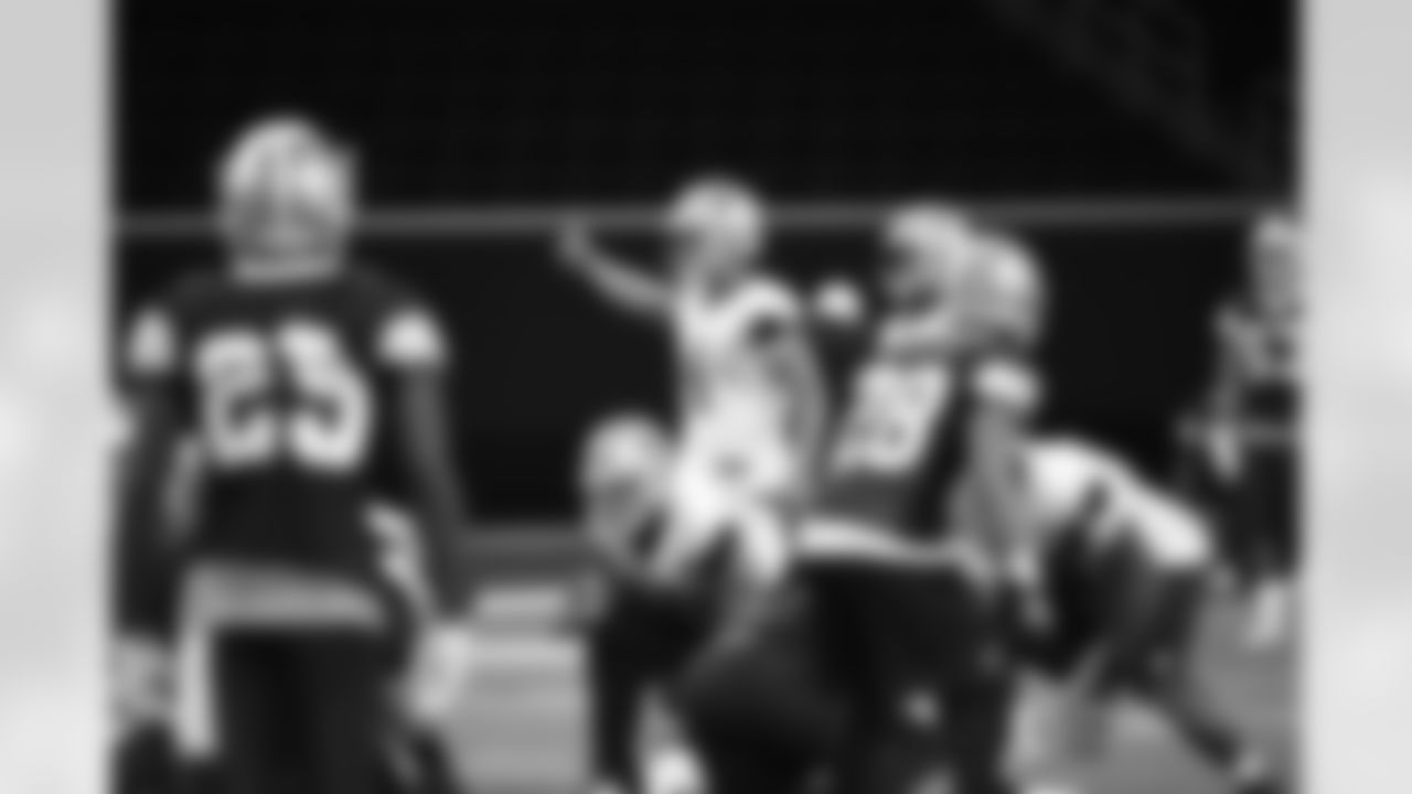20161006_practice_selects_jj0514.jpg