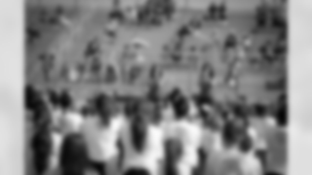 20160729_dal_cheers_camp27.jpg