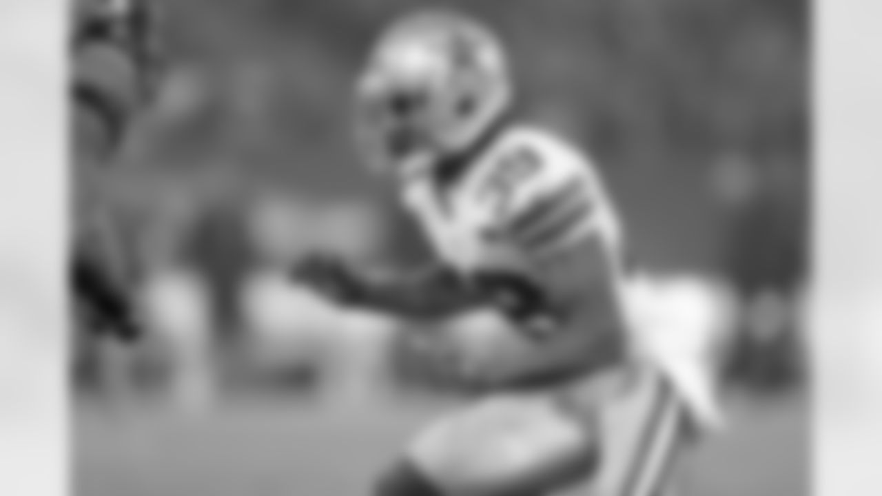 london_carr_dal_jax_quickies087.jpg