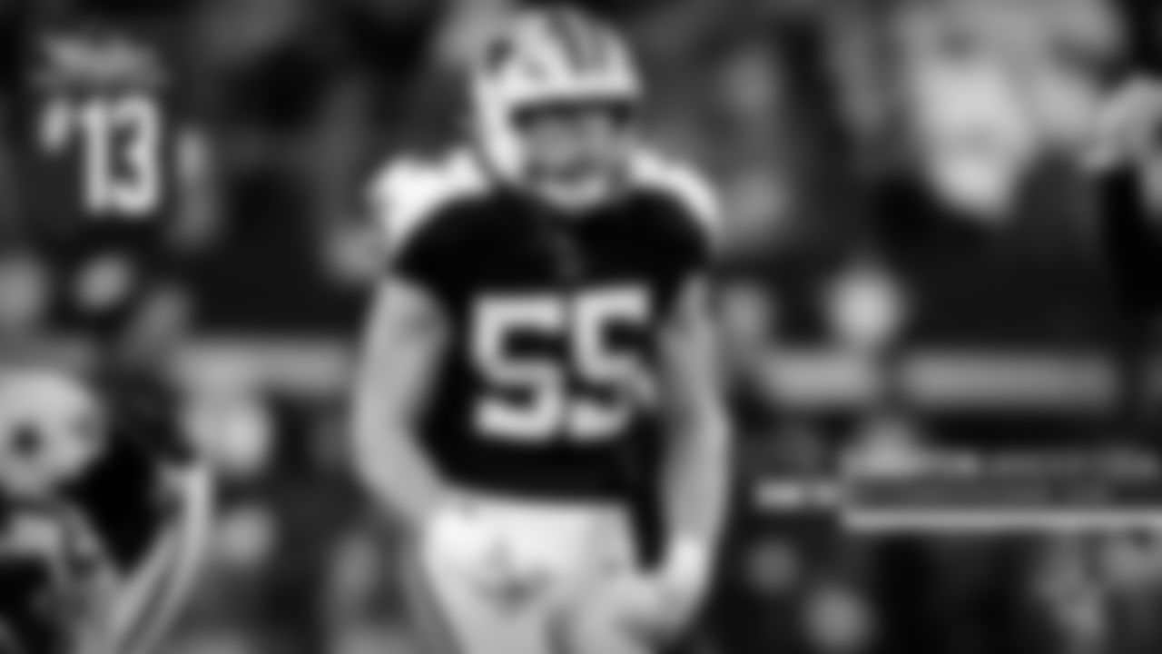 13. Leighton Vander Esch – He wasn't expected to be on this team in 2022, but after returning on a one-year deal in free agency, LVE is not only leading the team in tackles but has the defense "howling" around him once again.