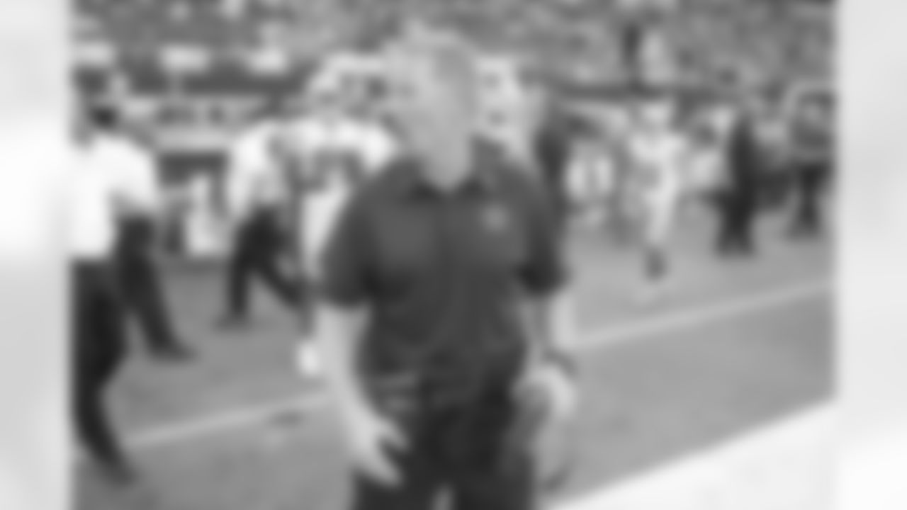 11 October 2015: Views
of the Dallas Cowboys in the 30-6 loss to the New England Patriots at AT&T Stadium in Arlington, Texas. Photo by James D. Smith/Dallas Cowboys