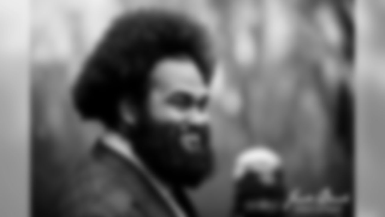20181230_DAL_Joe Looney_JJ20455