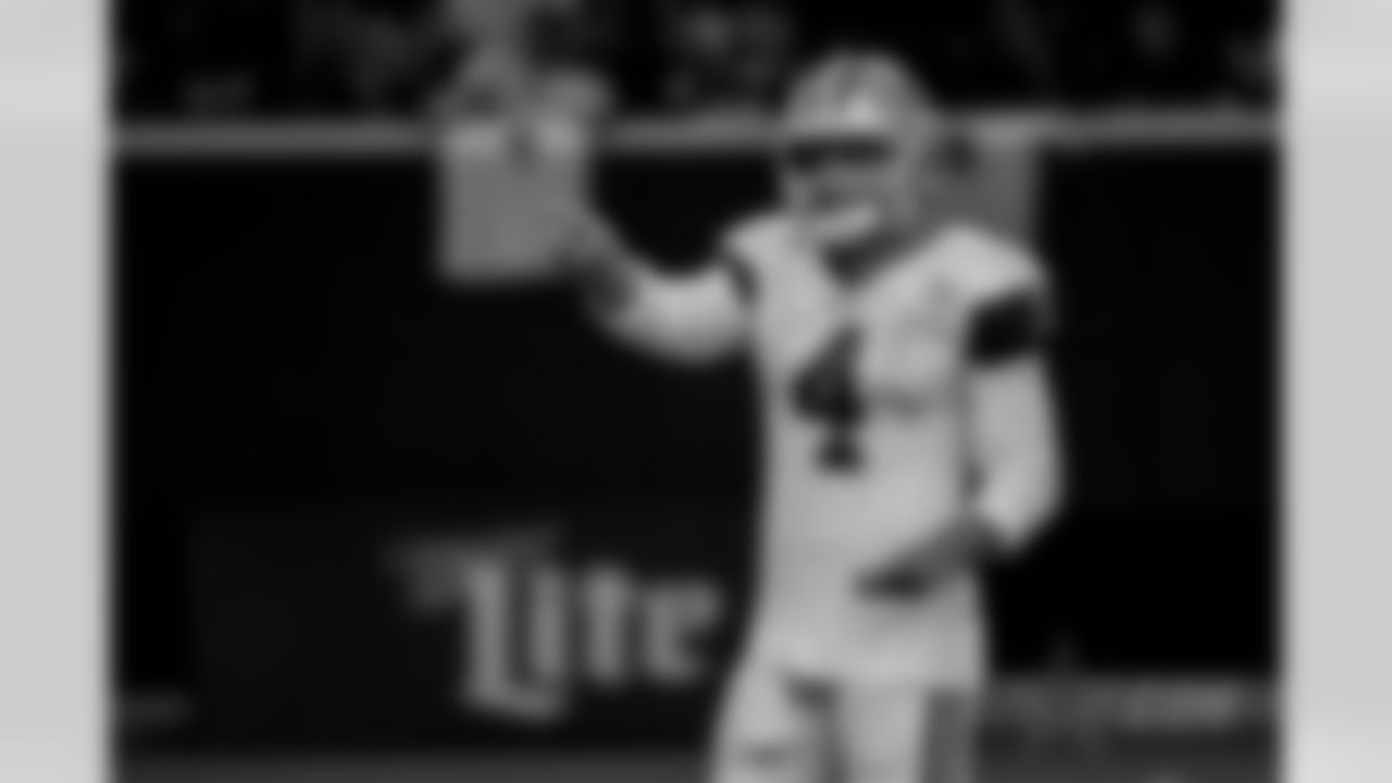20170821_dal_dak_prescott_selects_jj35145.jpg