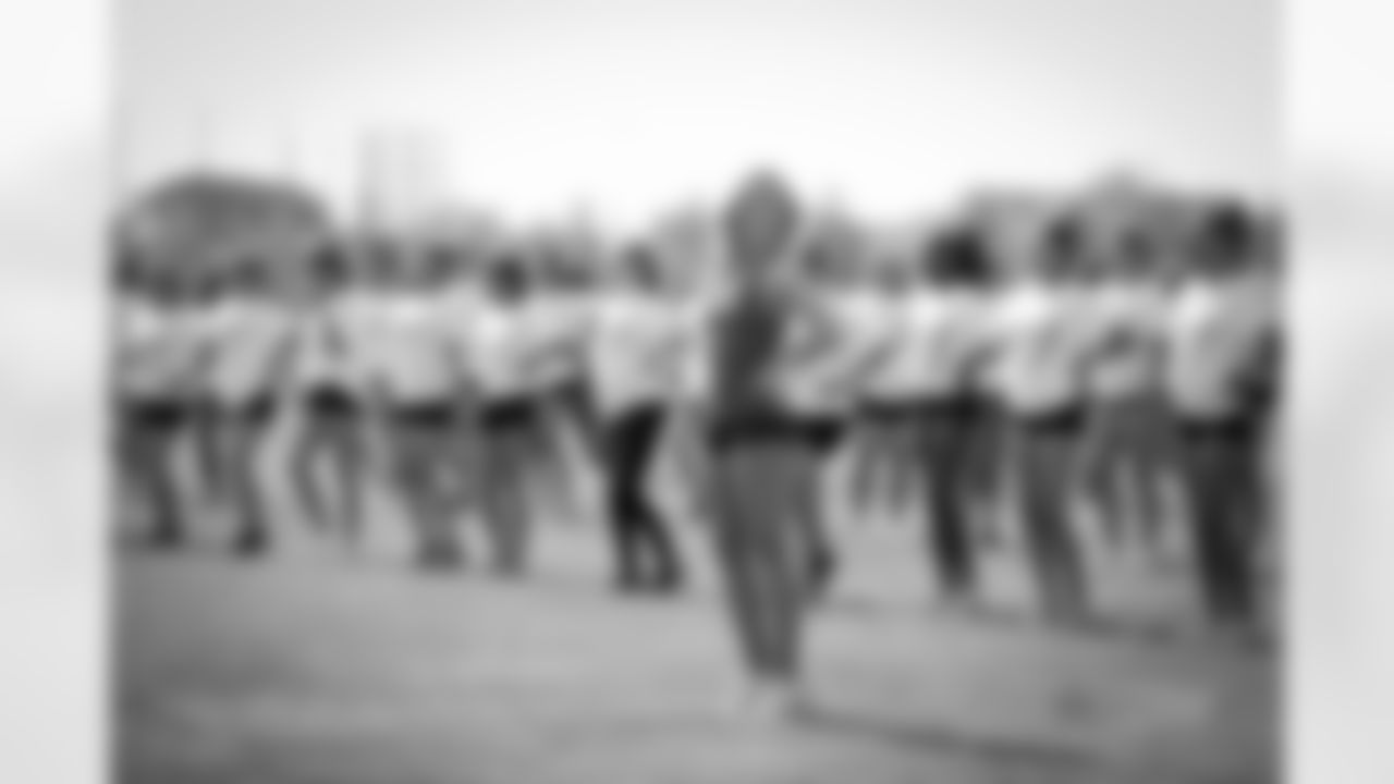 20160729_dal_cheers_camp60.jpg