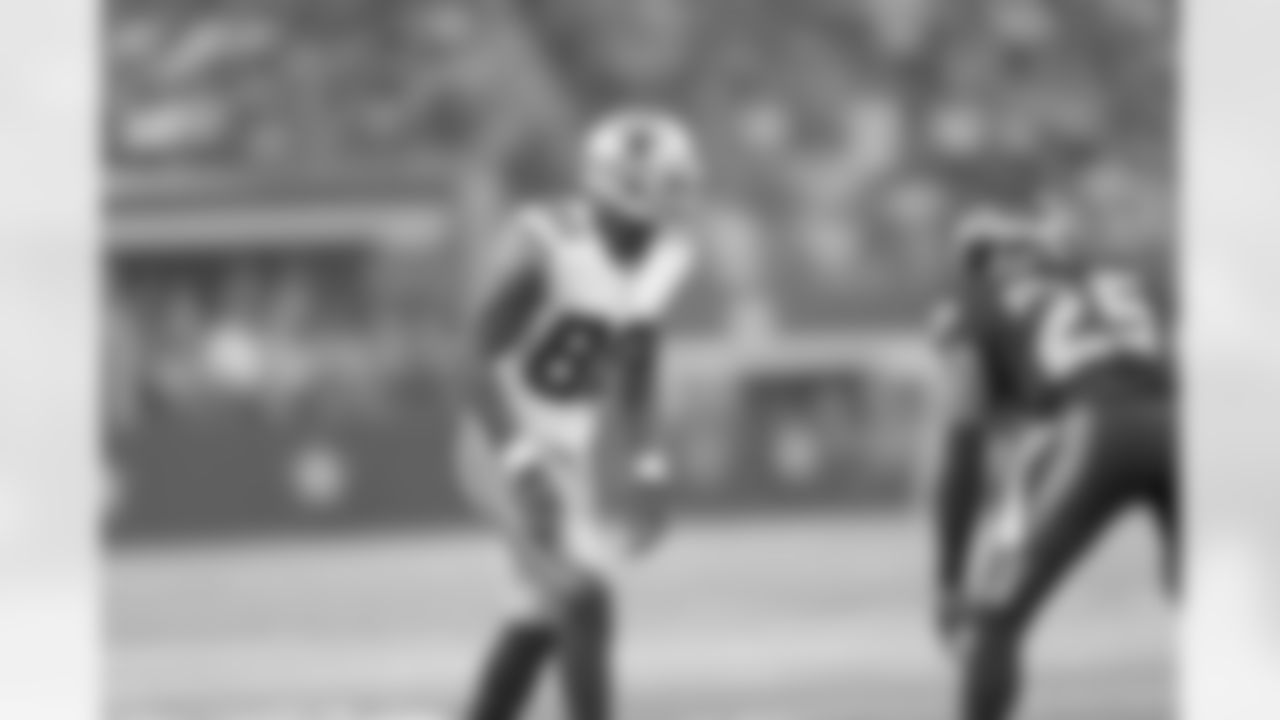 01 November 2015: Views
of the Dallas Cowboys during the Cowboys 13-12 loss to the Seattle Seahawks at AT&T Stadium in Arlington, Texas. Photo by James D. Smith/Dallas Cowboys