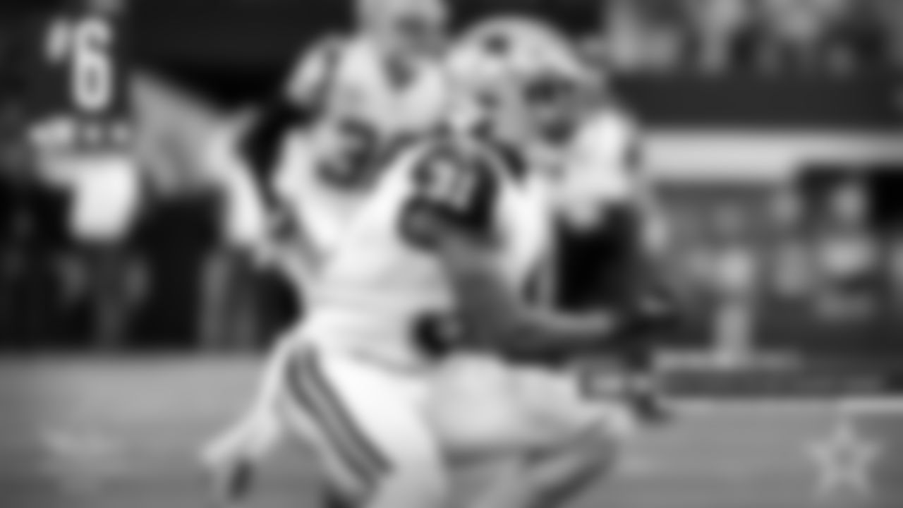 6. Byron Jones – The Dolphins had some decent success passing the ball on one side of the ball, but it wasn't against Jones, who had another strong performance in coverage. Jones wasn't credited with a single tackle, which for a cornerback, is a good thing, meaning there isn't any action happening his way.