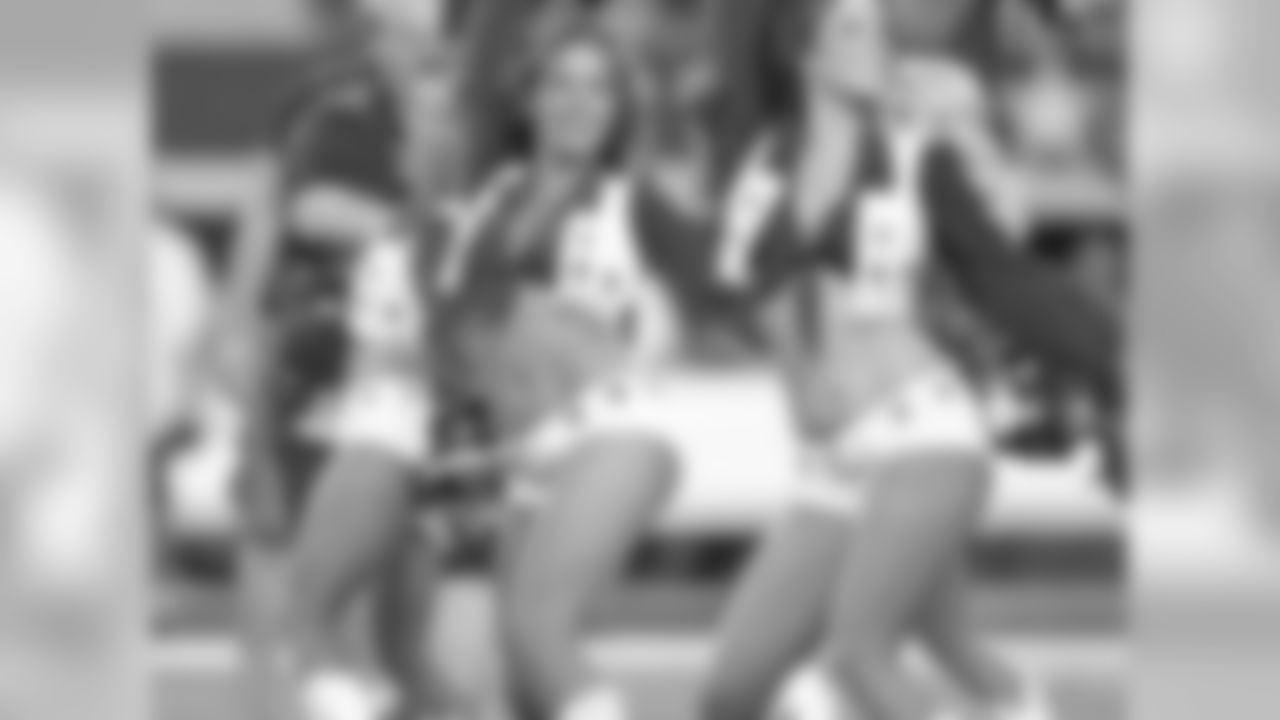 tempCheers1015_15.jpg