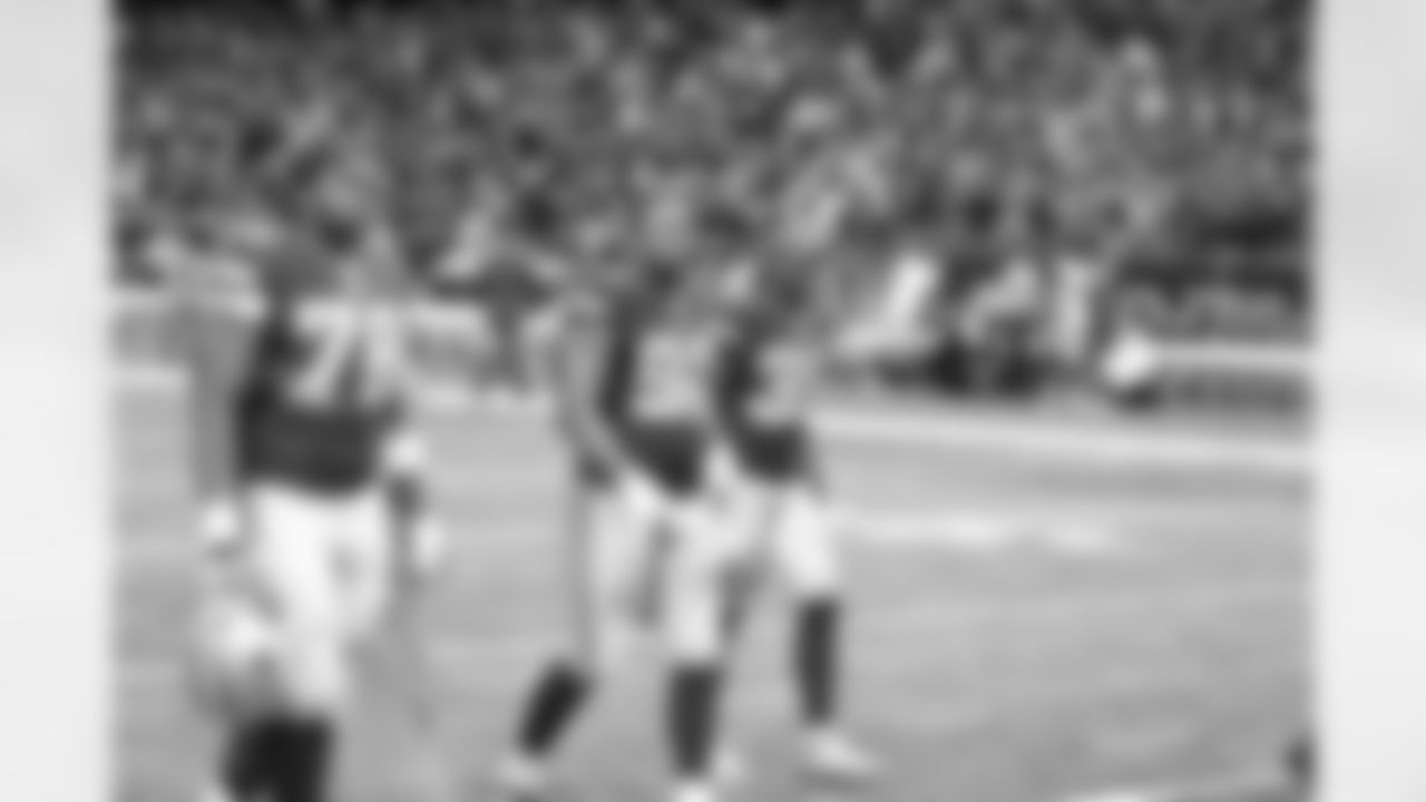 20151004_dal_no_quickies230.jpg