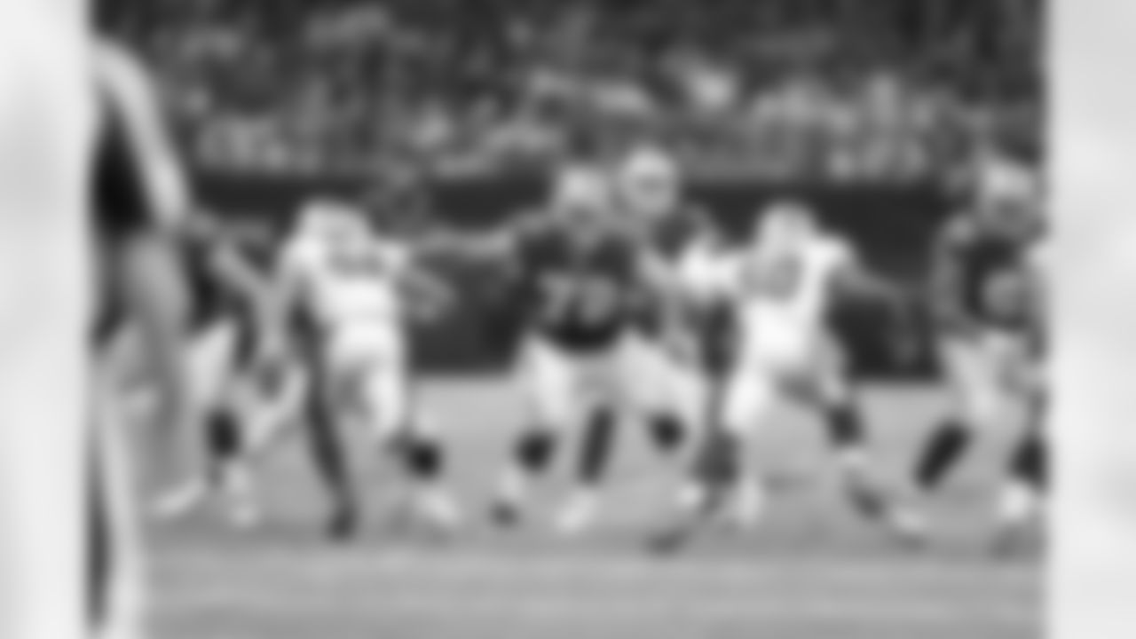 20151004_dal_no_quickies105.jpg
