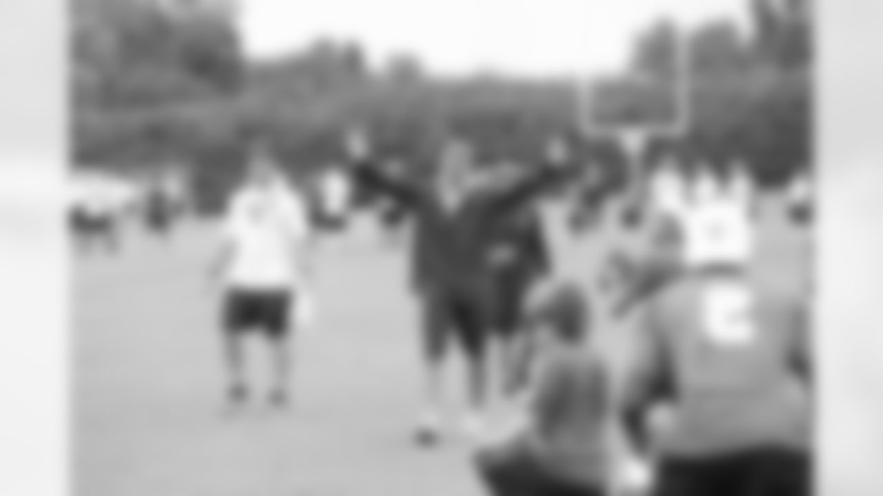 temp20140612_DAL_CowboysU_quickies131.jpg