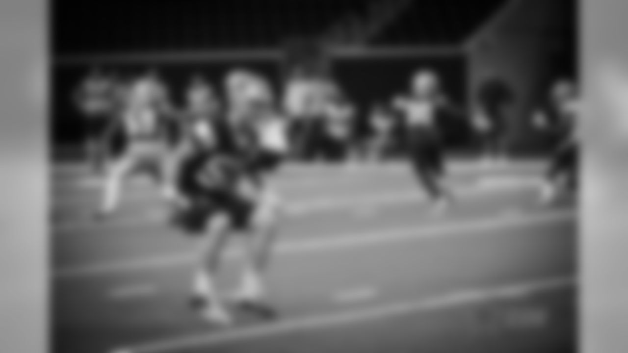 20161110_practice_selects_jj0365.jpg