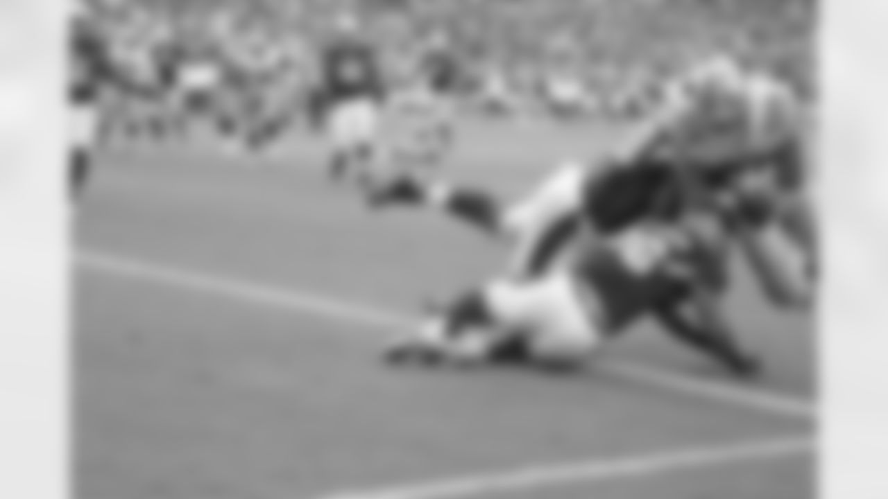 temp20130817_DAL_AZ_quickies117.jpg