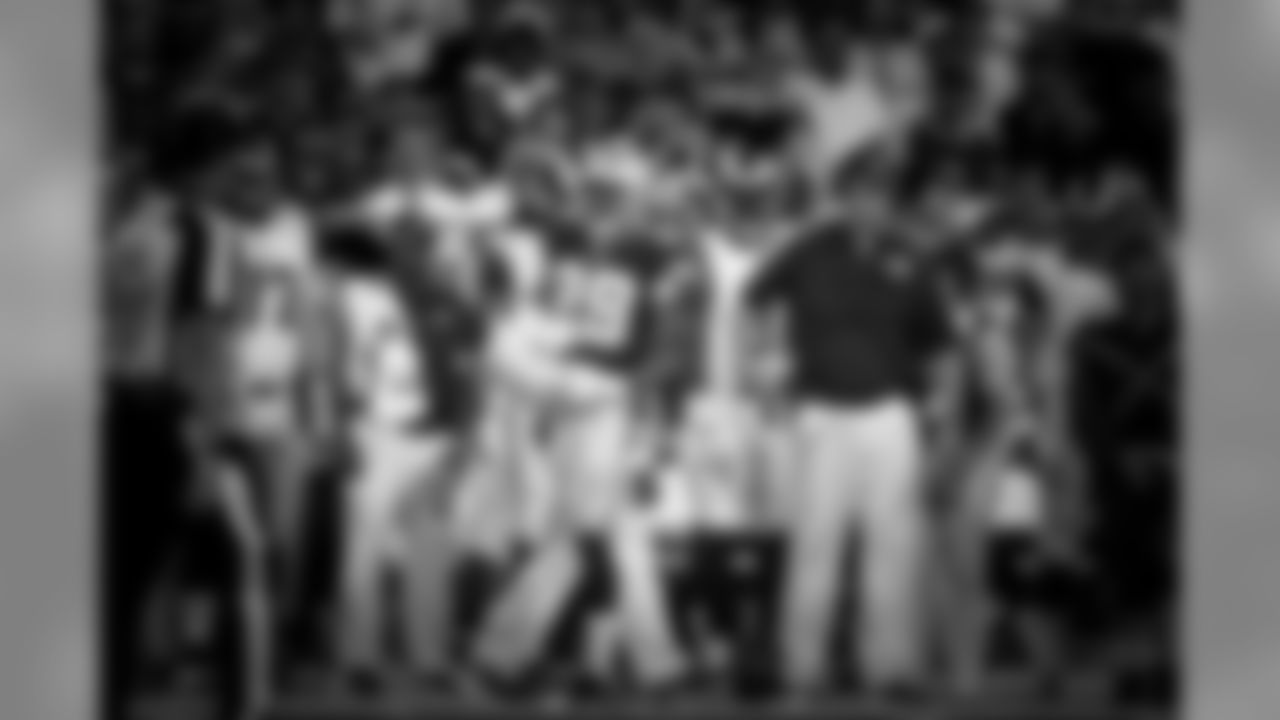 2016_cowboys_rams_deji_olatoye_selects_jj1094.jpg