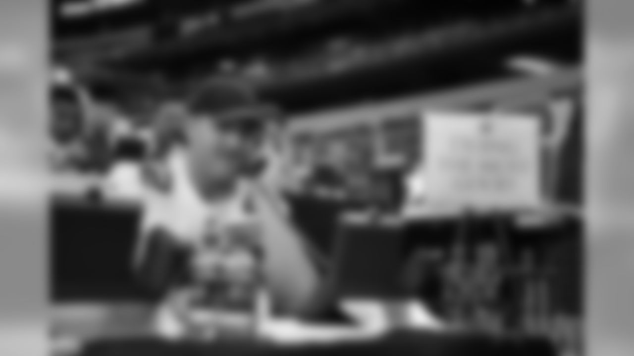 20170831_cowboys_harvey_relief_att_stadium_all_jj38629.jpg