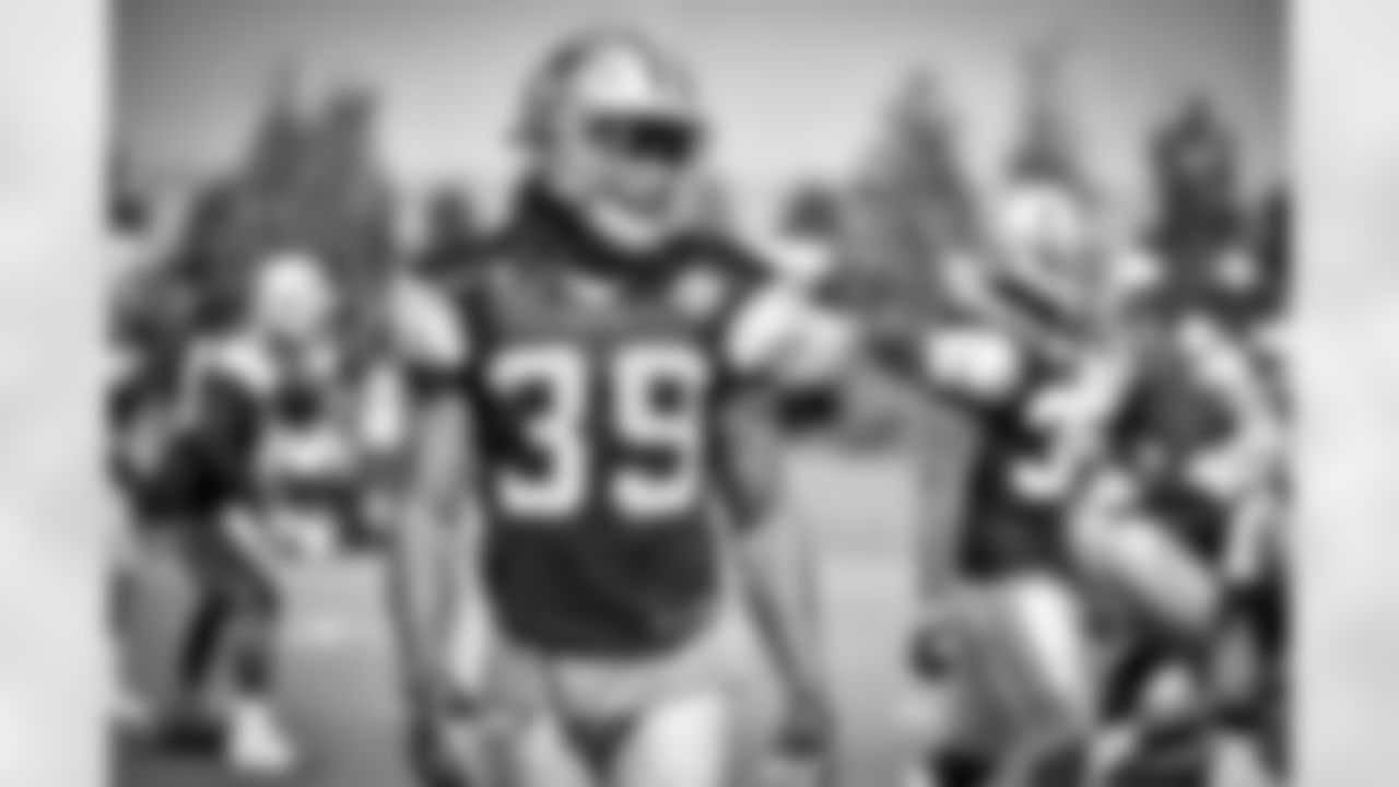 20160928_cowboys_fit_the_star_selects_jj0519.jpg