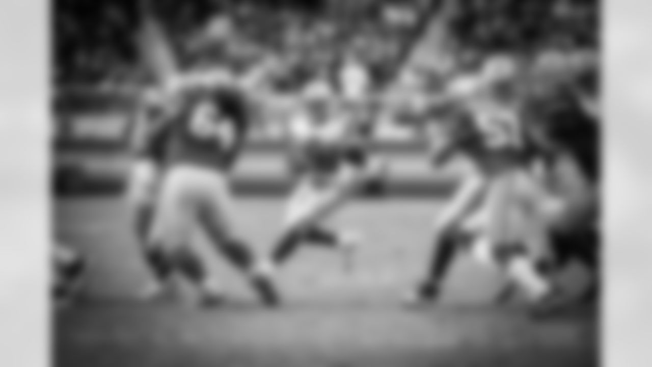 20161002_dal_vs_sf_alfred_morris_selects_jj1290.jpg