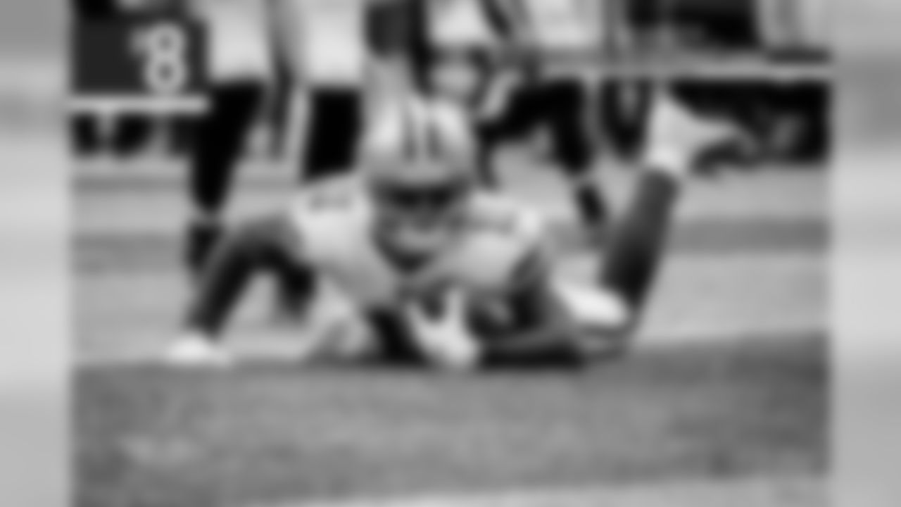 8. Cole Beasley – See a theme here? Just like Woods and Maher, Beasley had a huge drop early in the game that cost the Cowboys a touchdown. Still, he came back in the second half with two big catches on scoring drives. His 17-yard catch led to a touchdown and his 19-yarder help set up the winning field goal.