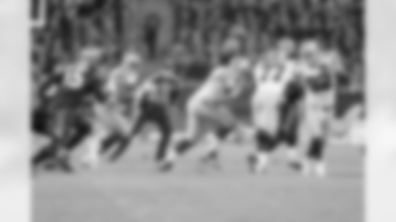 london_offense_dal_jax_quickies153.jpg