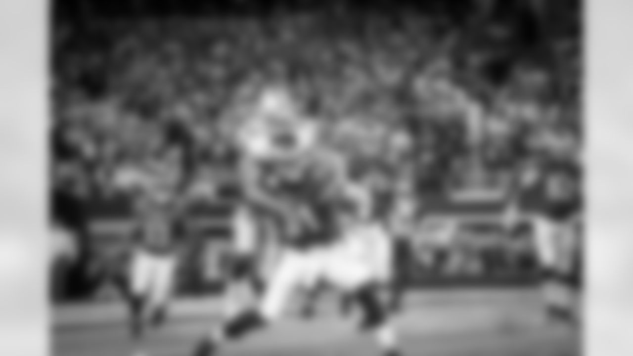 20161030_dal_vs_phi_pk_selects_jj2701.jpg