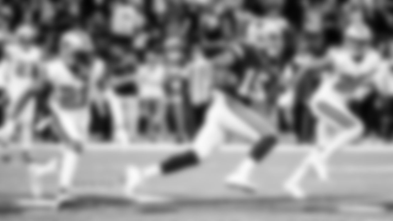 Amari's Return
For the first two drives of the game, Amari Cooper didn't take a snap, making us all wonder just how much of a return he would make after missing two games.
But on the third drive, he had a 41-yard reception that not only got him on the board but ignited the offense to a touchdown drive.
"I knew I had between 20-25plays, they told me before the game," Cooper said. "They just wanted to ease me back into things, knowing I didn't really practice, and knowing how COVID could affect the lungs and heart. They didn't really know my conditioning. I didn't really know my conditioning. I think that was the plan."
Cooper had two catches for 41 yards, but said just getting back to action was the best part of the night.
"It was tough. (Michael) Jordan played with the flu. That's how I looked at it. It was a restriction of not being able to play with what I had," Cooper said. "It was tough, knowing that I could physically gone out there and played, but the restrictions didn't allow me to do so."
-Nick Eatman (12/2)