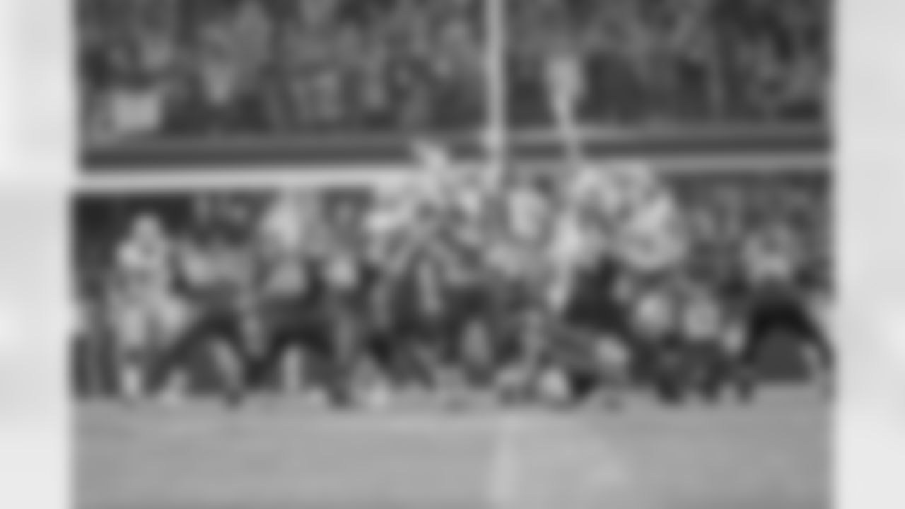 01 November 2015: Views
of the Dallas Cowboys during the Cowboys 13-12 loss to the Seattle Seahawks at AT&T Stadium in Arlington, Texas. Photo by James D. Smith/Dallas Cowboys