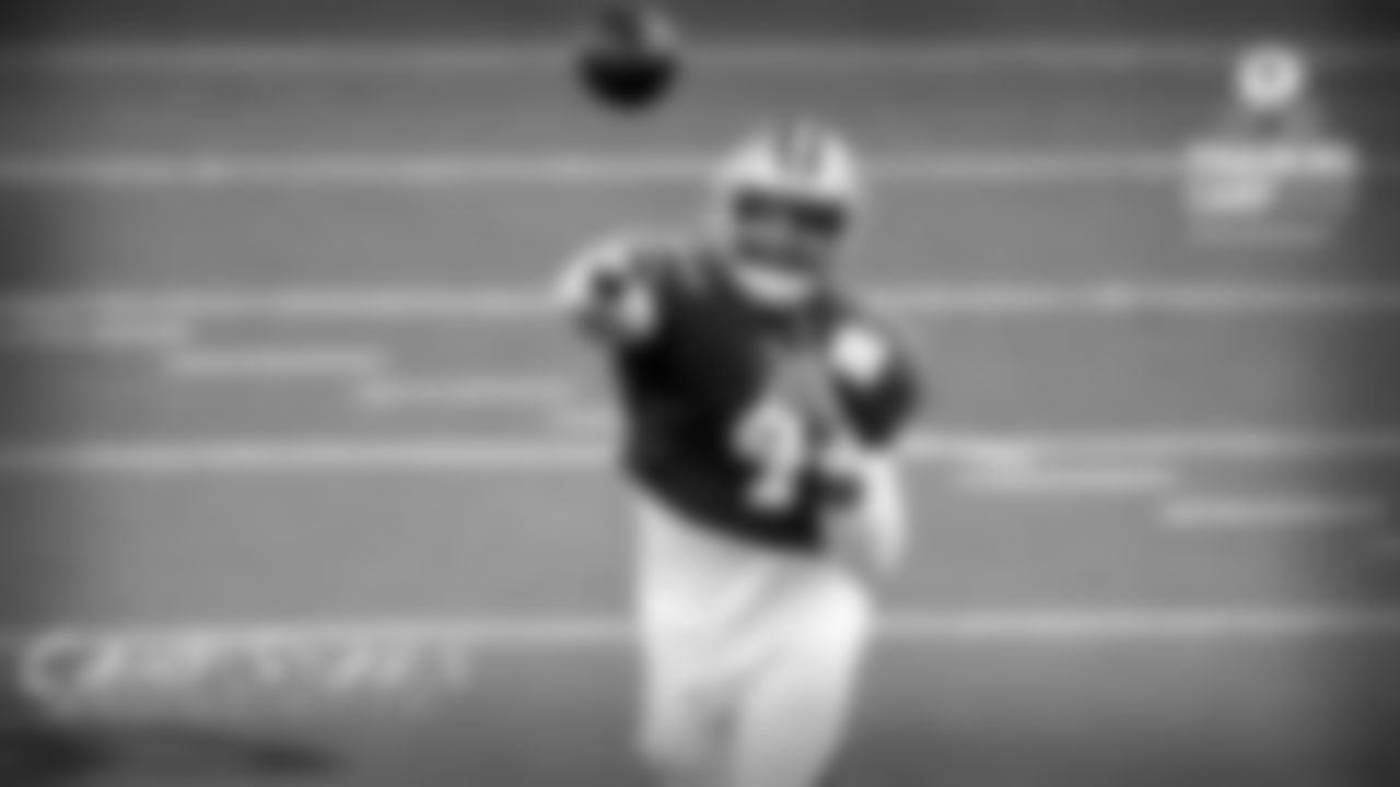 Dak Prescott
Mickey Spagnola: Quarterback Dak Prescott was sure on his game Tuesday. Thought his accuracy was top-notch throughout the practice, especially during the hurry-up offense drill and the two-minute drill. The ball from the start of practice, even during the individual throwing drills, was rarely, if ever, hitting the ground.