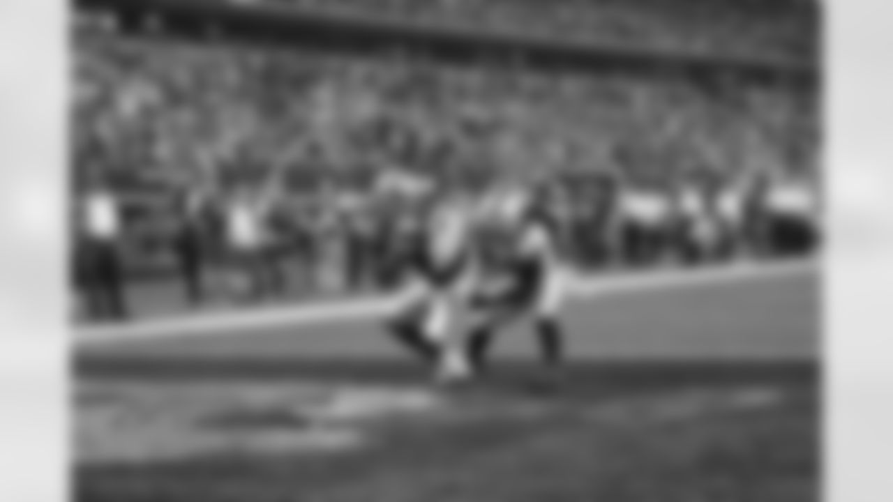 temp20131128_OAK_DAL_quickies188.jpg